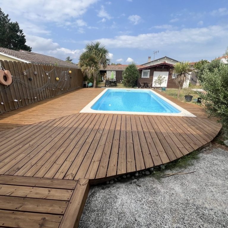 Nettoyage vapeur de terrasse et plage de piscine dans le Bassin d’Arcachon